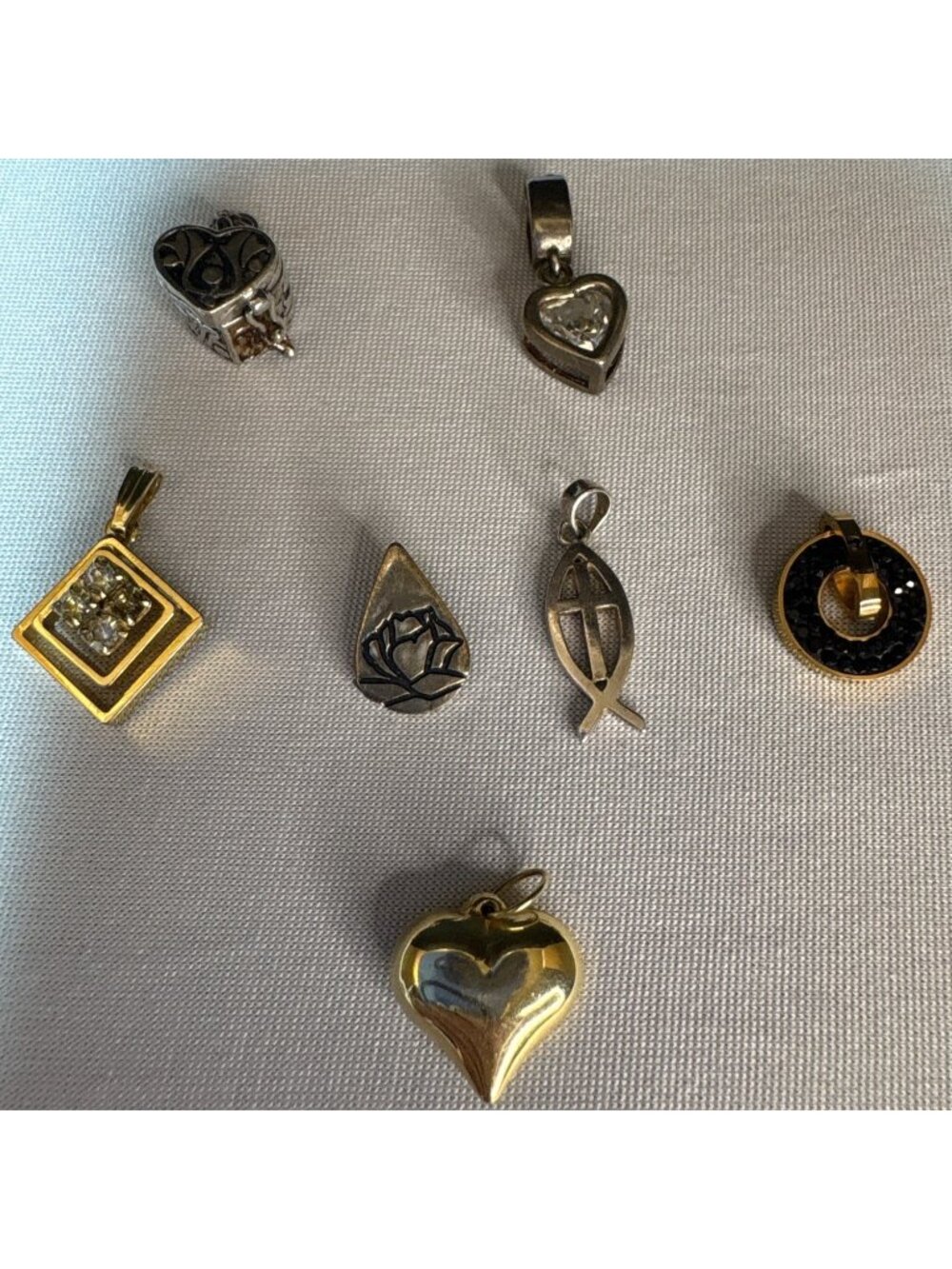 Lot of 7 Vintage Pendants Sterling Silver & Gold Tone Silver 925 Prayer Box - Picture 2 of 16
